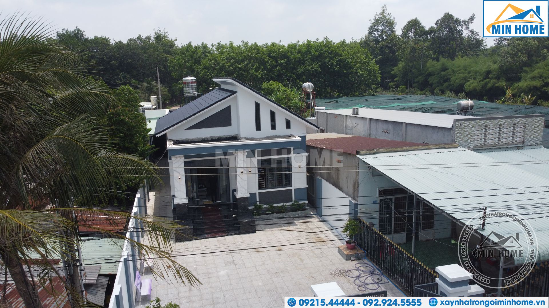 thuc te nha cap 4 mai lech thu hut anh nhin voi kien truc cuc ky doc dao 17 thuc te nha cap 4 mai lech thu hut anh nhin voi kien truc cuc ky doc dao 17